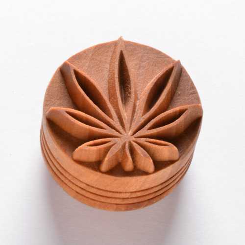 MKM Hemp Leaf Stamp